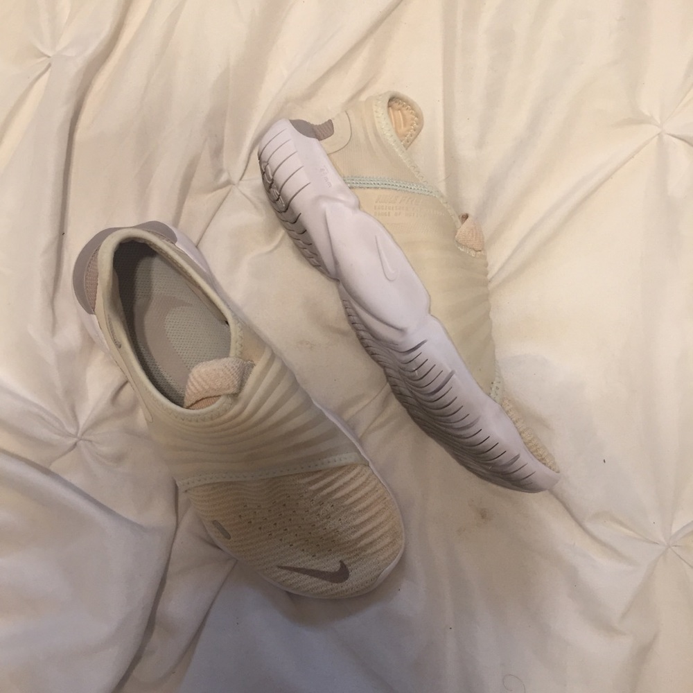 Nike Free Rn (Laceless)